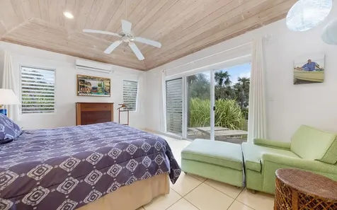 In The Pink, Beach House Eleuthera BS