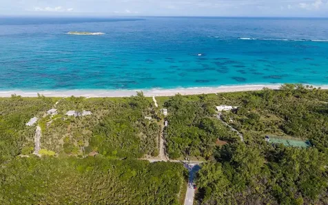 In The Pink, Beach House Eleuthera BS