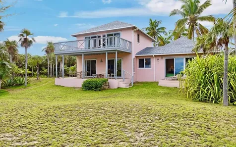 In The Pink, Beach House Eleuthera BS