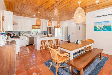 Poinciana House Eleuthera BS