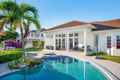 Canal Front Residence New Providence Paradise Island BS