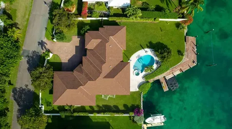 Canal Front Residence New Providence Paradise Island BS