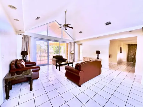 Waters Edge Grand Bahama Freeport BS