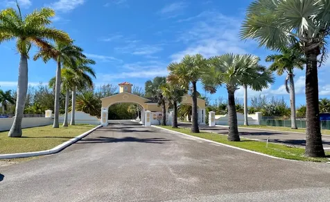 Old Jerusalem Street New Providence Paradise Island BS