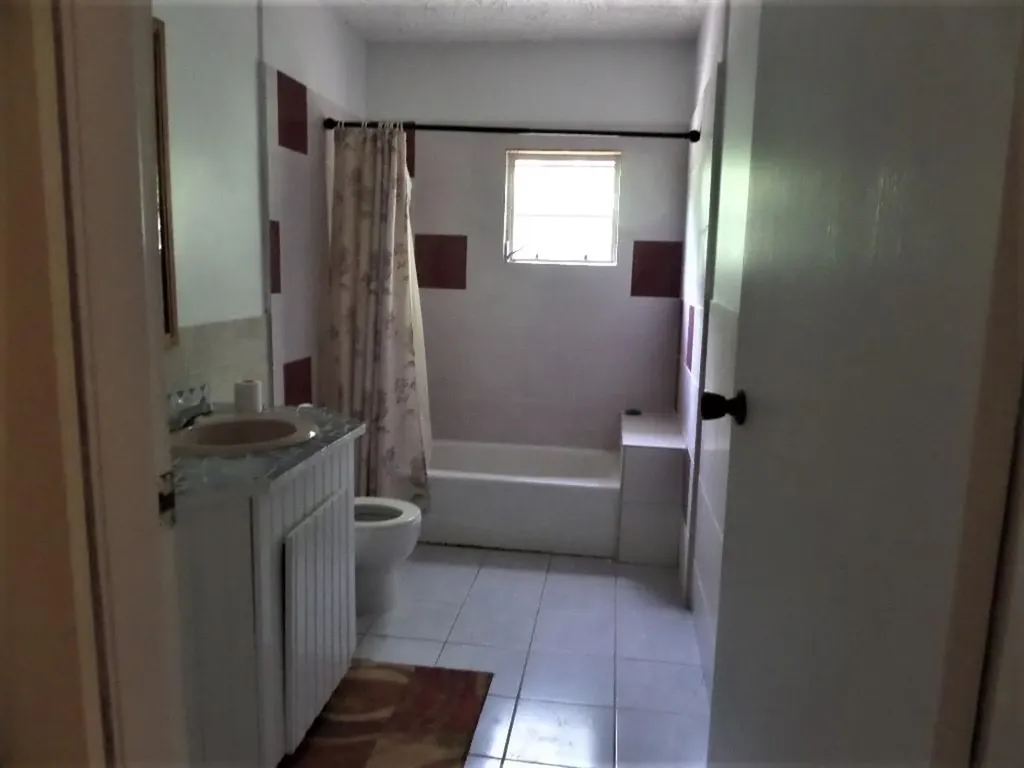 2 Bed/1ba House In Hamilt Long Island BS