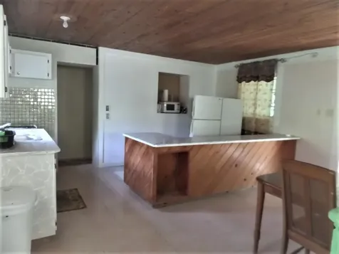 2 Bed/1ba House In Hamilt Long Island BS