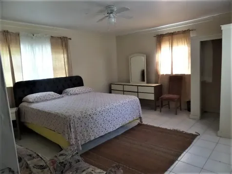 2 Bed/1ba House In Hamilt Long Island BS