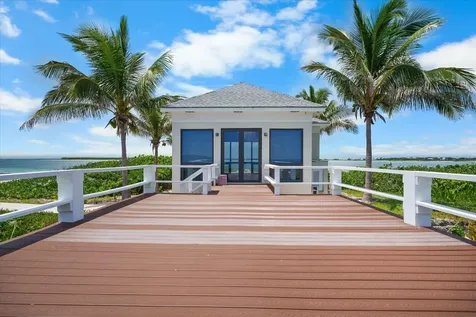 Island Oasis Abaco BS