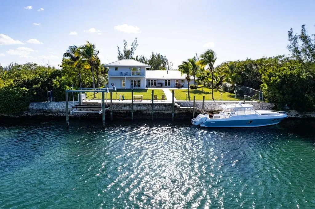 Lagniappe Street Grand Bahama Freeport BS