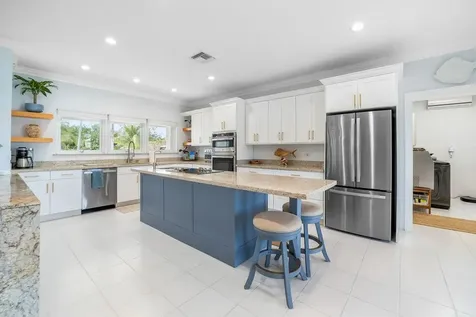 Lagniappe Street Grand Bahama Freeport BS