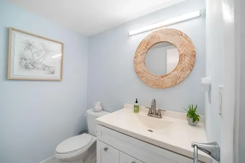 Lagniappe Street Grand Bahama Freeport BS