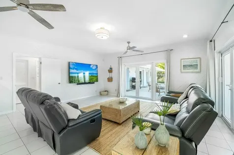 Lagniappe Street Grand Bahama Freeport BS