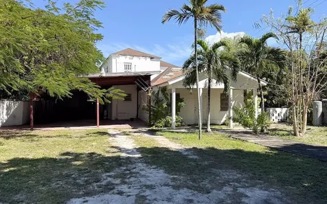 John Evans Road Home New Providence Paradise Island BS