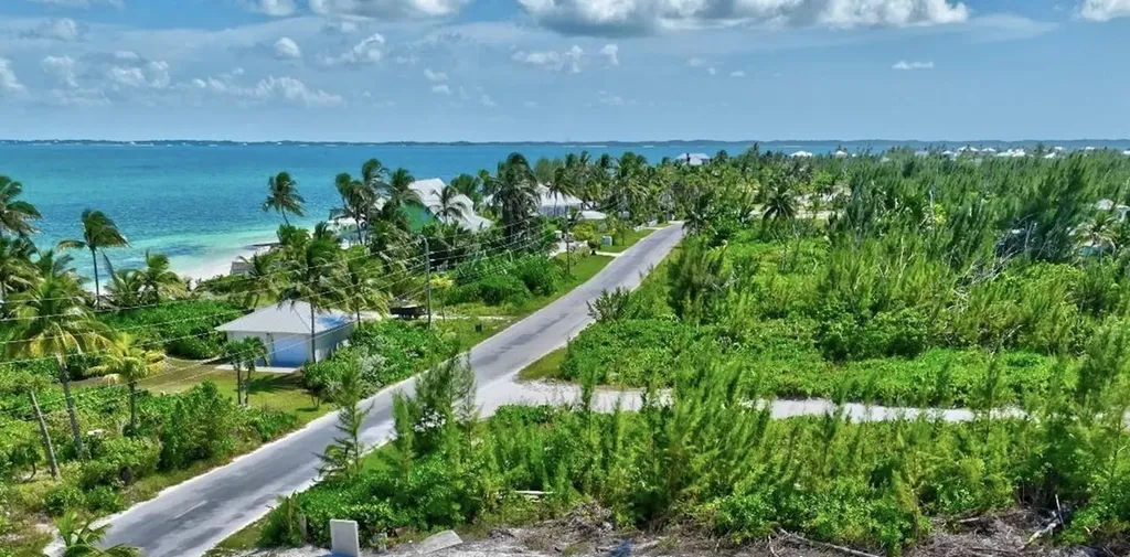 Windward Beach Road Abaco BS