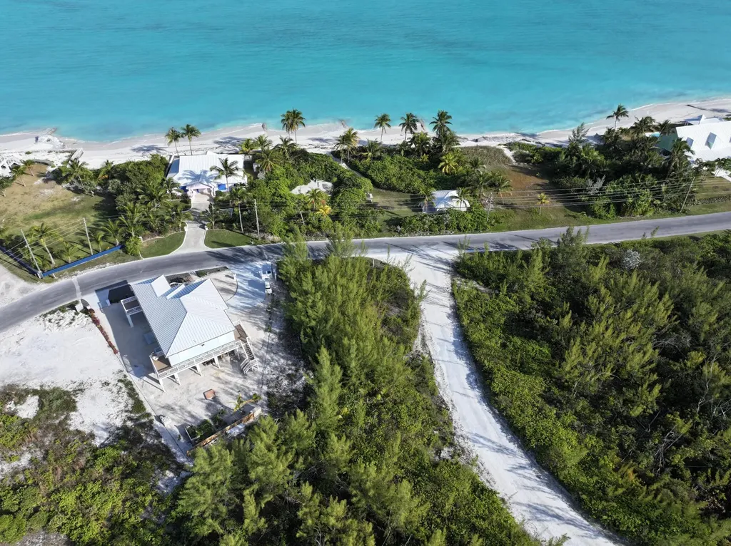 Windward Beach Road Abaco BS