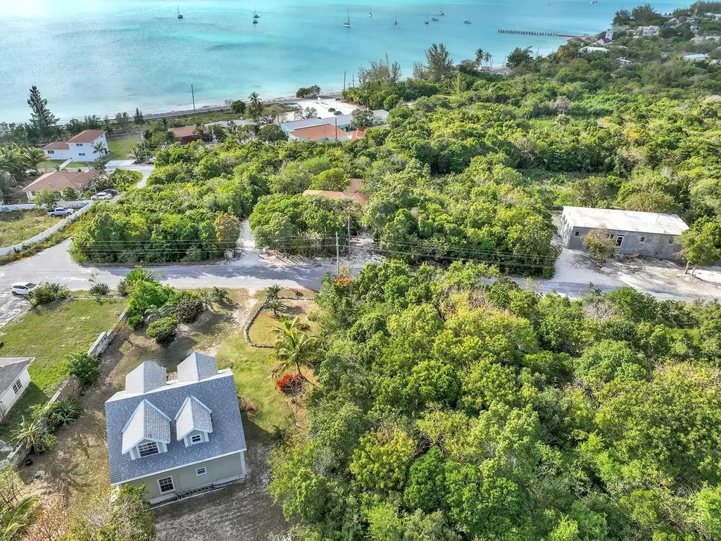 Lot 30 Ocean Hole Eleuthera BS