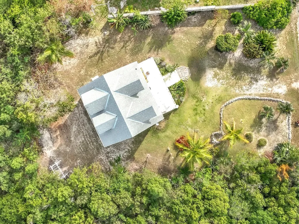 Lot 30 Ocean Hole Eleuthera BS