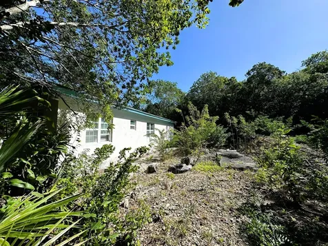 27 Maderia Road Eleuthera BS