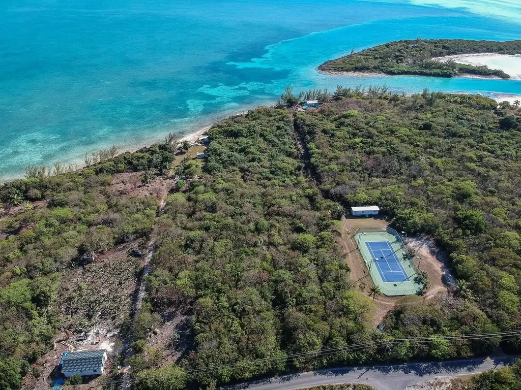 Off Vivian Pinder Road Eleuthera BS