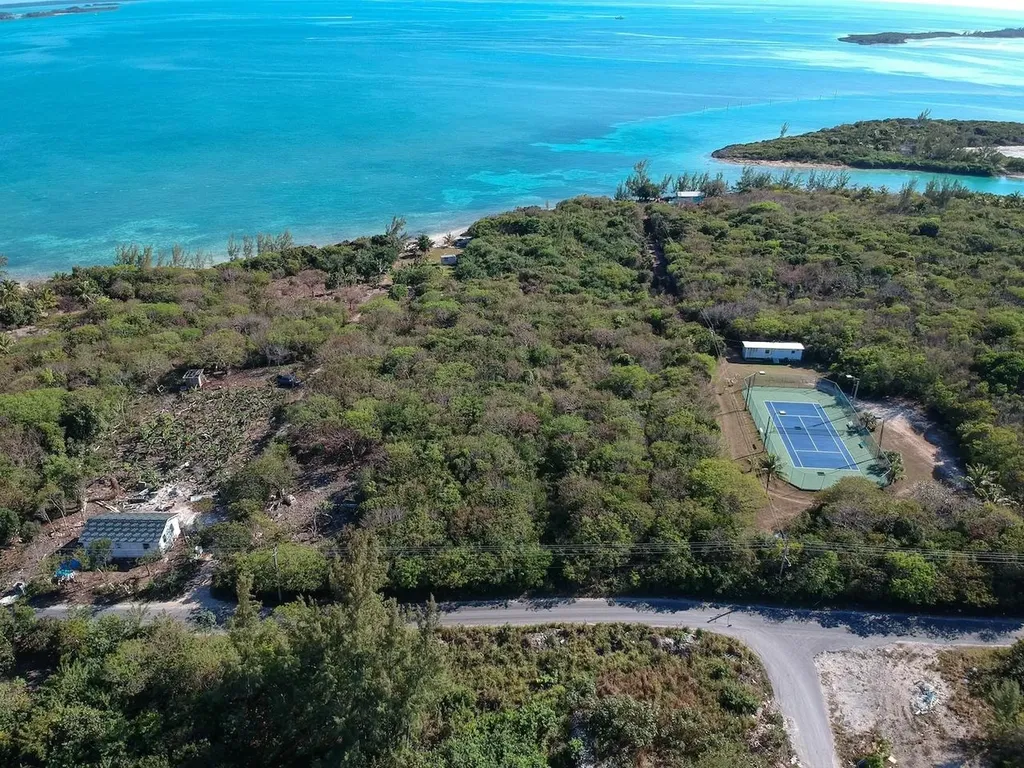Off Vivian Pinder Road Eleuthera BS