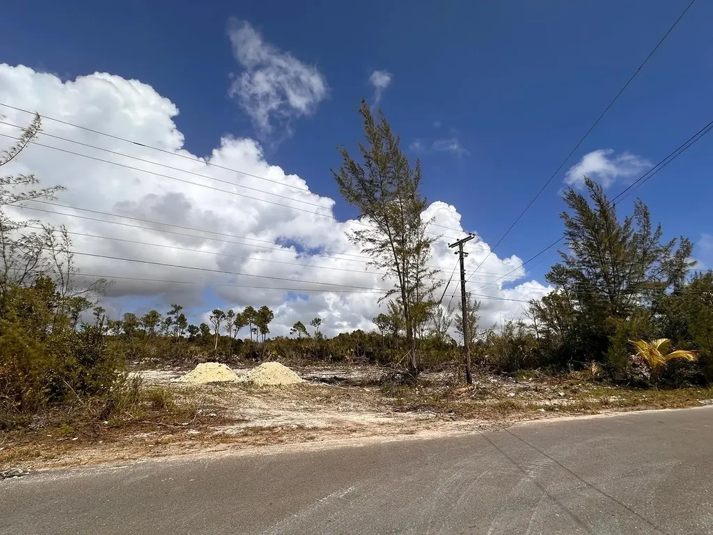 Lot C-2 Country Club Road New Providence Paradise Island BS