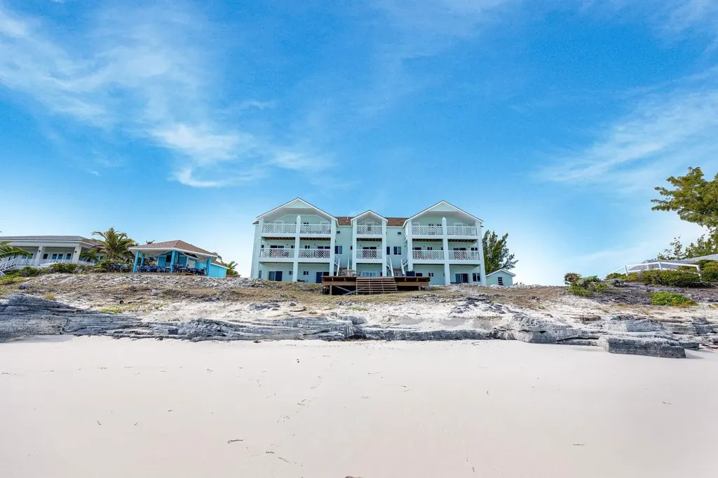 Great Harbour Cay Hotel Berry Islands BS