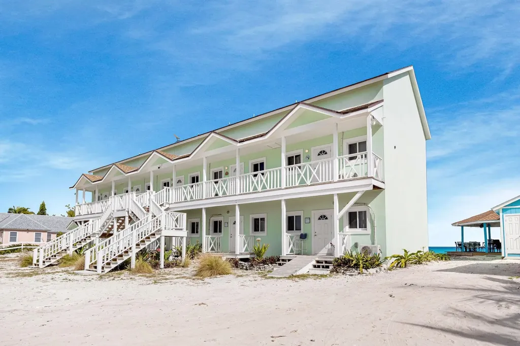 Great Harbour Cay Hotel Berry Islands BS
