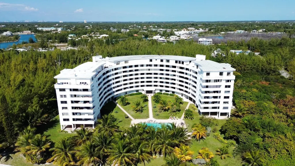 Silver Point Condos Grand Bahama Freeport BS