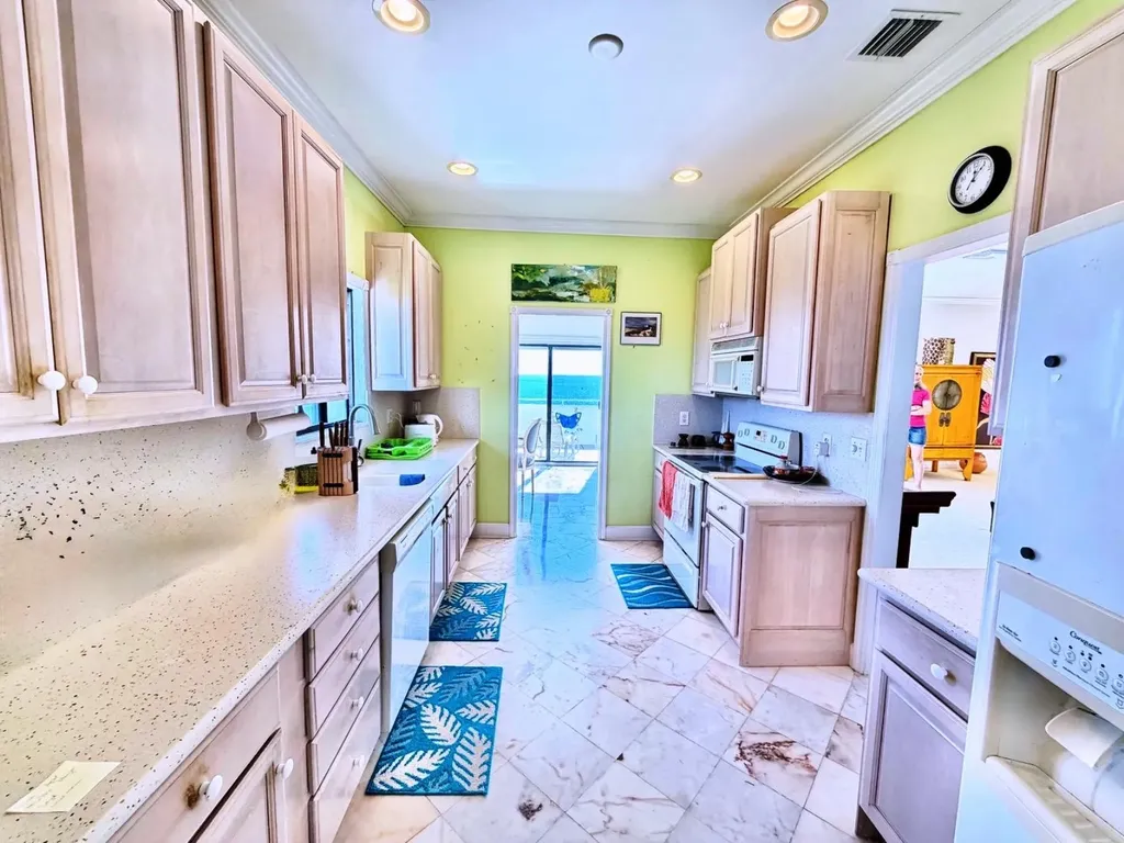Silver Point Condos Grand Bahama Freeport BS