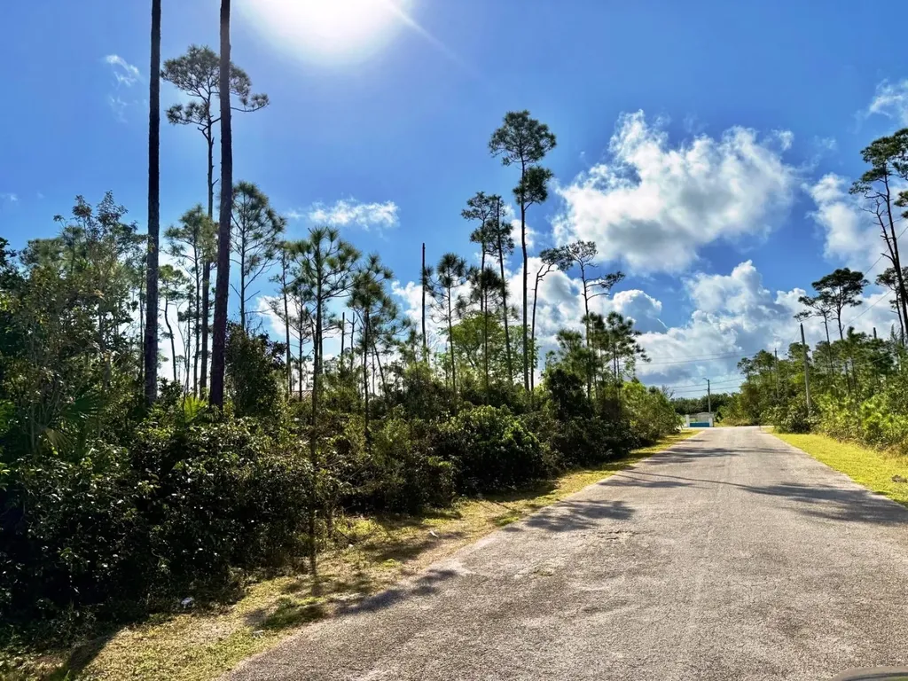 Bahamia North Lot 7 Grand Bahama Freeport BS