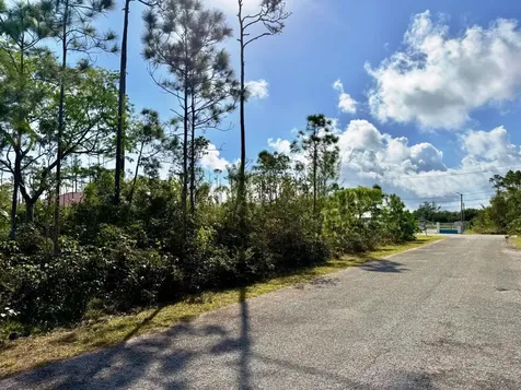 Bahamia North Lot 7 Grand Bahama Freeport BS