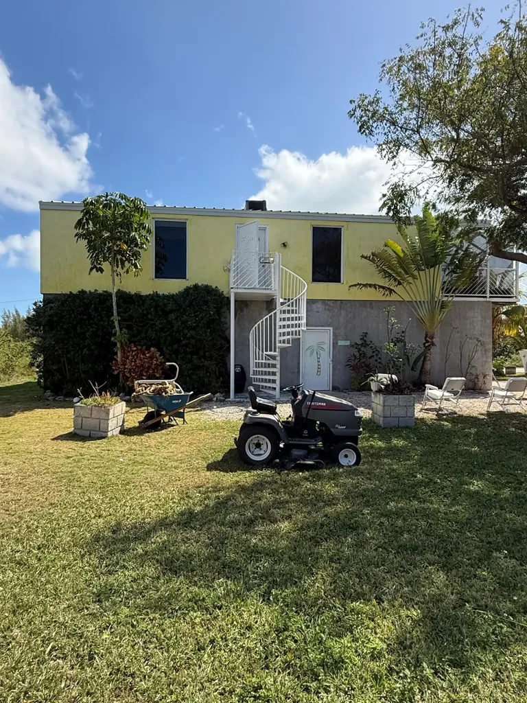 Bootle Drive, Bootle Bay Grand Bahama Freeport BS