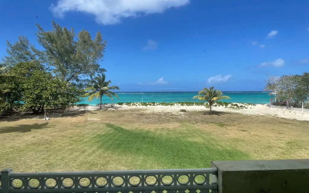 New Providence Paradise Island BS, Laurel Beach, Unit 7