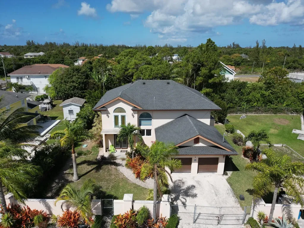 Coral Lakes West 8 New Providence Paradise Island BS
