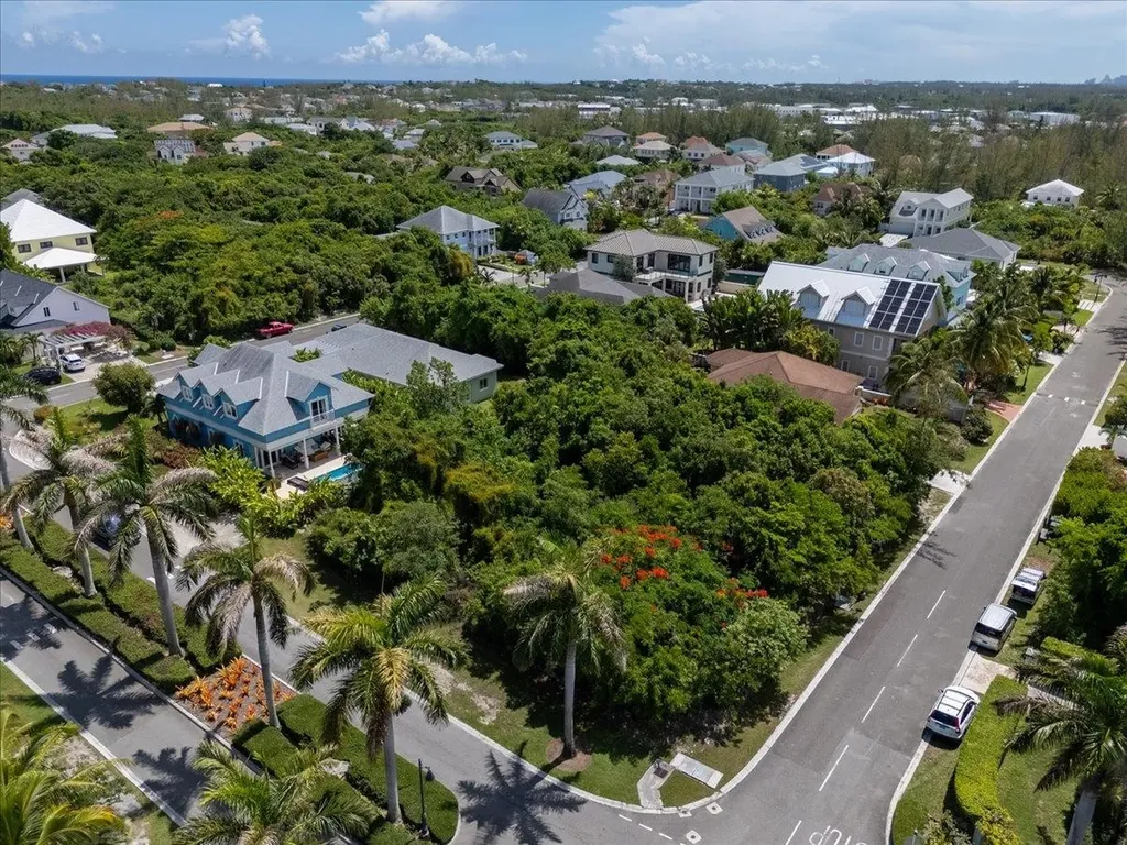 Charlotteville New Providence Paradise Island BS
