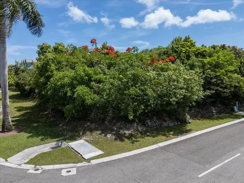 Charlotteville New Providence Paradise Island BS