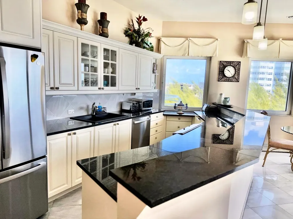 Ocean View Condo Grand Bahama Freeport BS