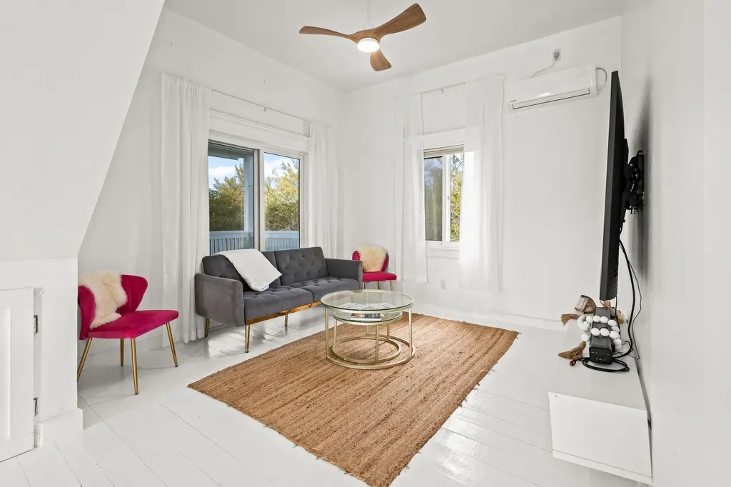 Rainbow Hill Circle House Eleuthera BS
