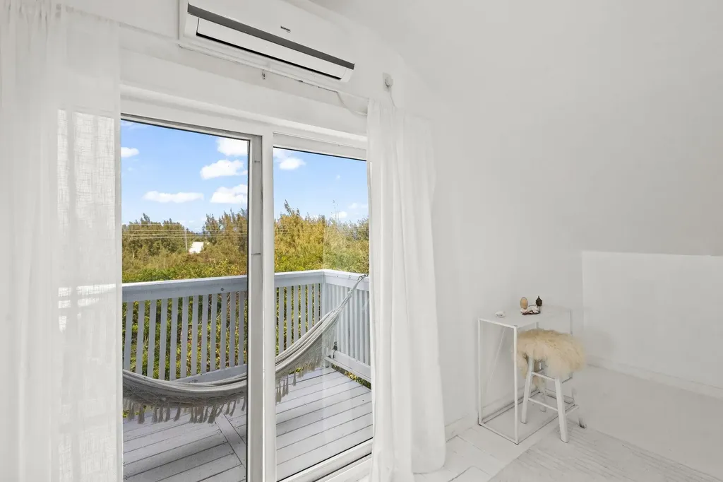 Rainbow Hill Circle House Eleuthera BS