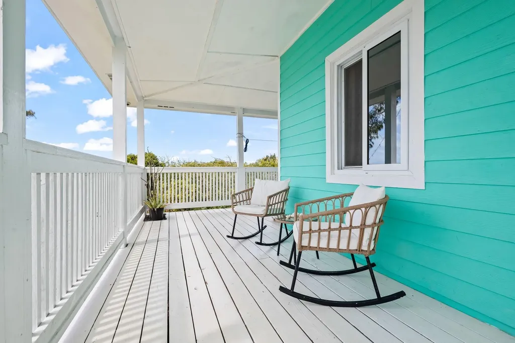 Rainbow Hill Circle House Eleuthera BS