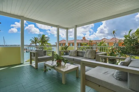 6 Noble House New Providence Paradise Island BS