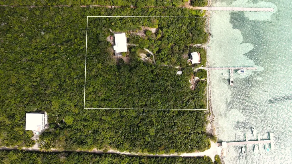 The Green House, Cat 6 Ca Abaco BS