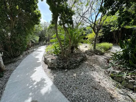 The Green House, Cat 6 Ca Abaco BS