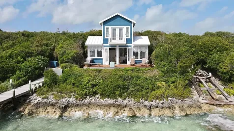 The Green House, Cat 6 Ca Abaco BS