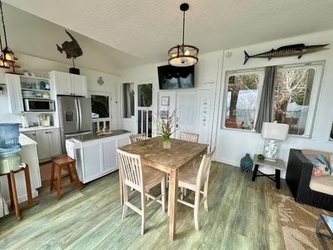 The Green House, Cat 6 Ca Abaco BS