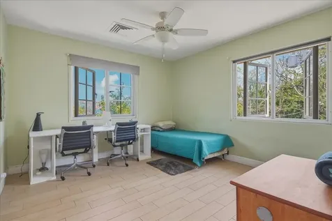 6 Chancery Lane New Providence Paradise Island BS