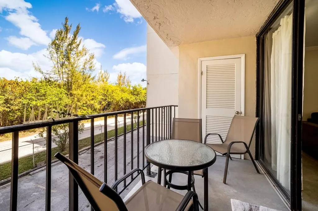 Coral Beach Hotel Grand Bahama Freeport BS