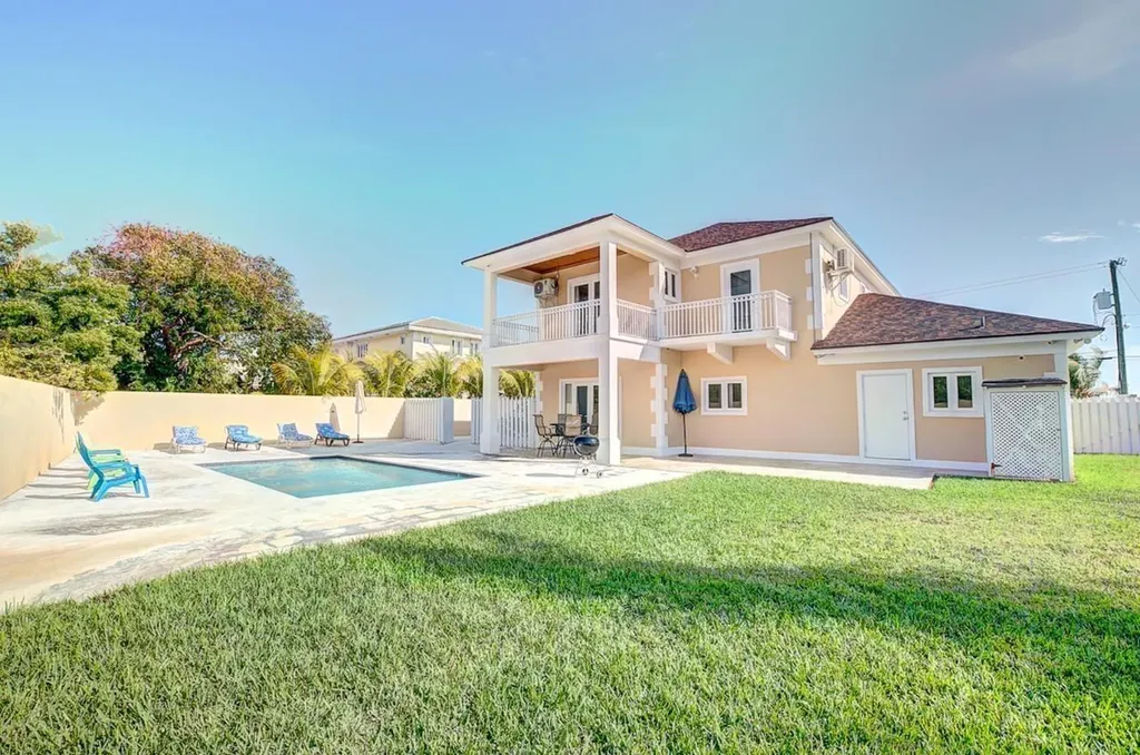 67 Yamacraw Hill Road New Providence Paradise Island BS