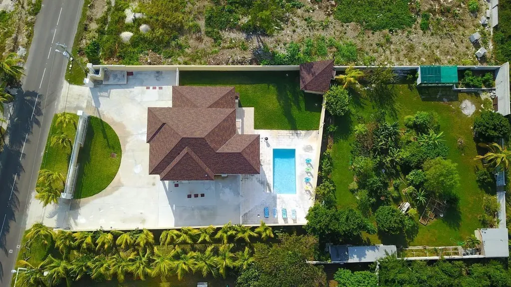 67 Yamacraw Hill Road New Providence Paradise Island BS