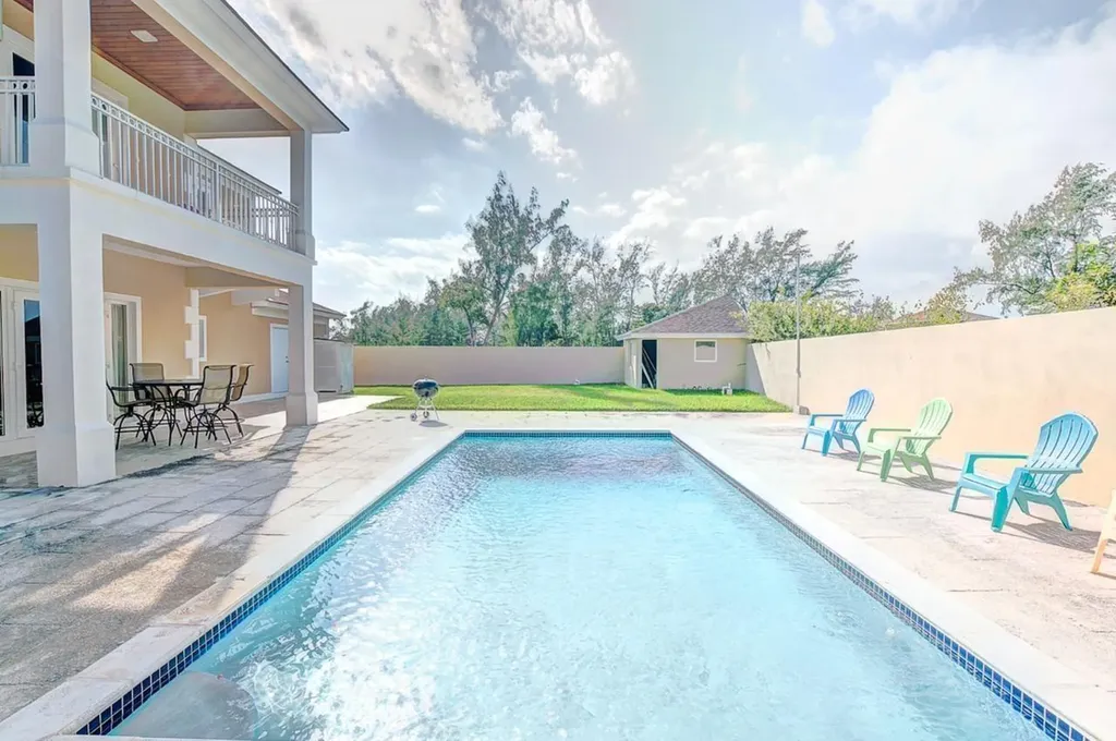67 Yamacraw Hill Road New Providence Paradise Island BS